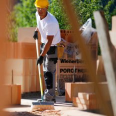 Balai grattoir Batipro manche bois certifié PEFC 100% Balai grattoir Batipro manche bois certifié PEFC 100%