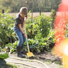 Pelle Carrée Plastique Enfant manche bois certifié PEFC 100% - Leborgne
