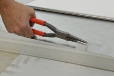 Pince à becs ronds 260 mm, zingueurs, manche PVC -MOB