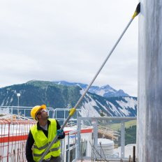 Grattoir 30 cm manche télescopique (2-3,50 m) Nanovib  - Leborgne