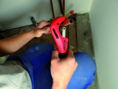 Coupe-tube télescopique cuivre sur carte - MOB