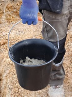 Seau de maçon plastique avec poignée - Mondelin