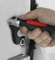 Cle auto-ajustable a effet cliquet - MOB