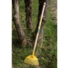 Balai Gazon Plastique Enfant manche bois certifié PEFC 100% - Leborgne
